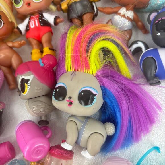 LOL Surprise Dolls Babies Pets Accessories Variety Lot over 50 Pieces MGA OMG - Picture 4 of 12